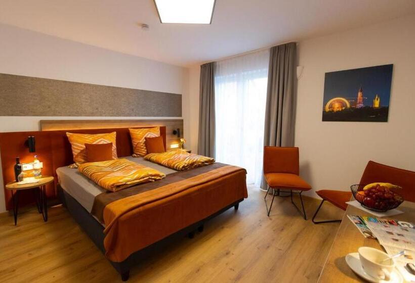 호텔 Gasthaus Karpfinger