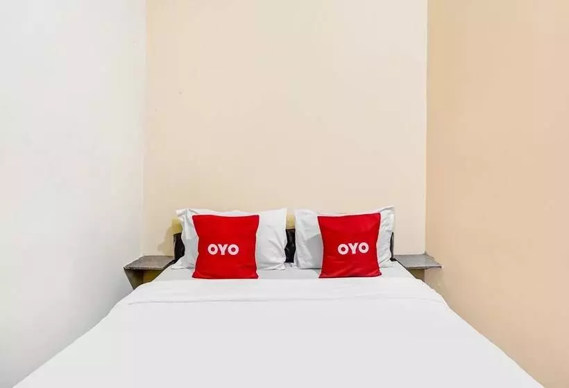ホテル Oyo 91361 Benlin D Kost