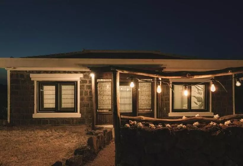 Jeju Dokchae Pension Doldam House Batdam Branch