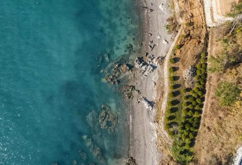 Majatalo Beotkkotgil Jinaseo