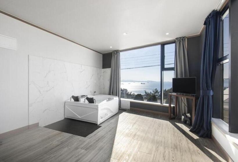 פנסיון Beotkkotgil Jinaseo