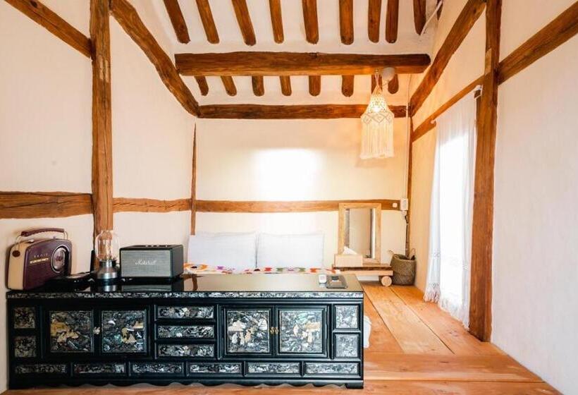 Пансион Goheung Namsoonjae Hanok Stay