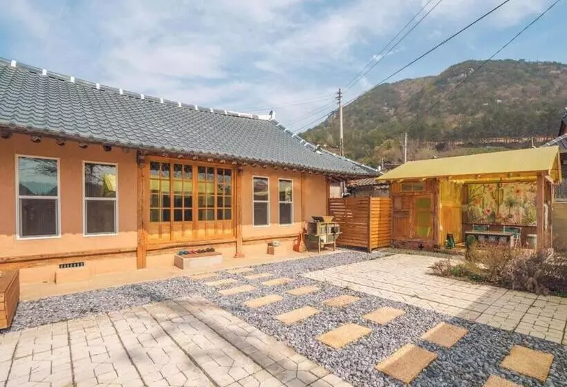 Majatalo Goheung Namsoonjae Hanok Stay