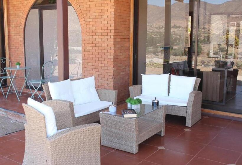 بنسيون Hostal El Valle