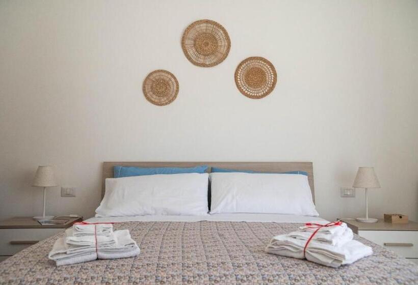 Пансион Koinè Comfort Rooms