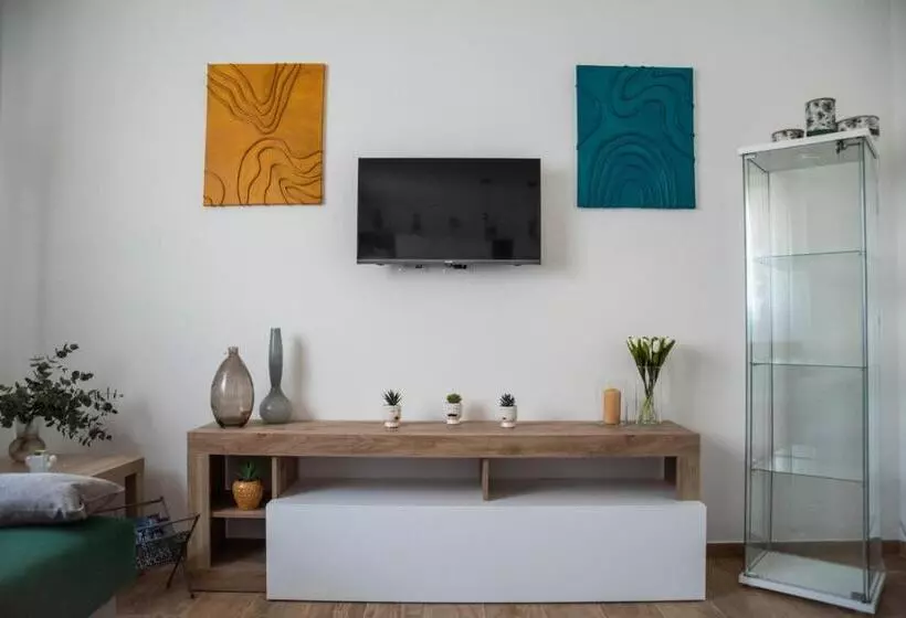 Majatalo Koinè Comfort Rooms