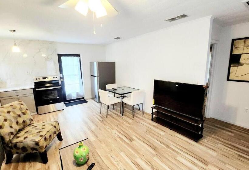 ペンション New Cottage In Lake Placid On Lake Istokpoga