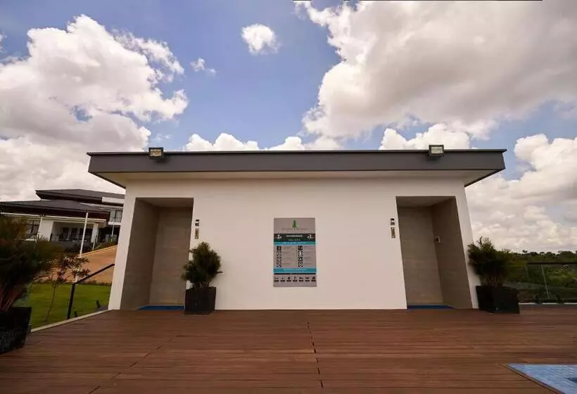 Lomakeskus The Pine Mansion