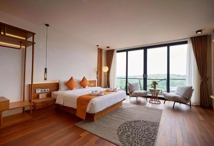 Lomakeskus The Pine Mansion