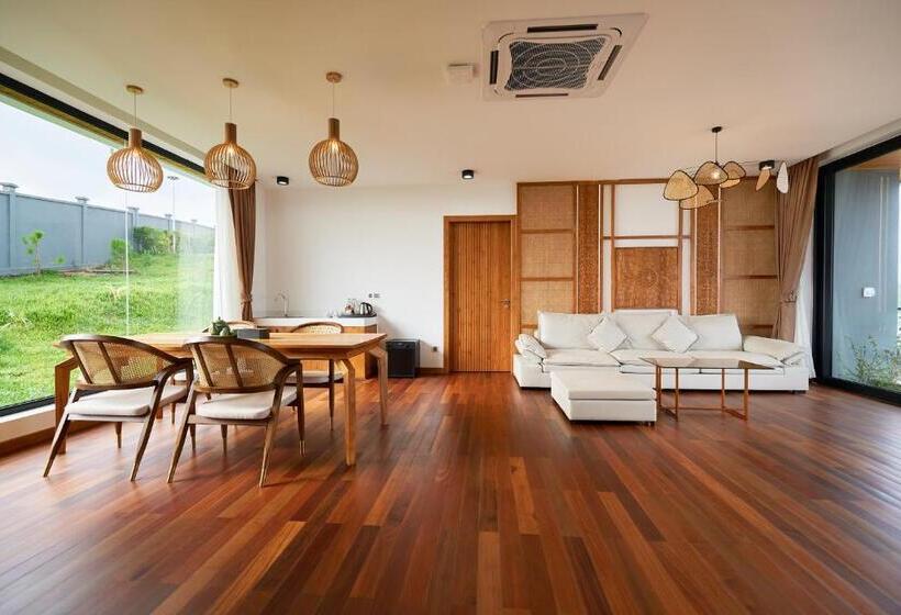 استراحتگاه The Pine Mansion