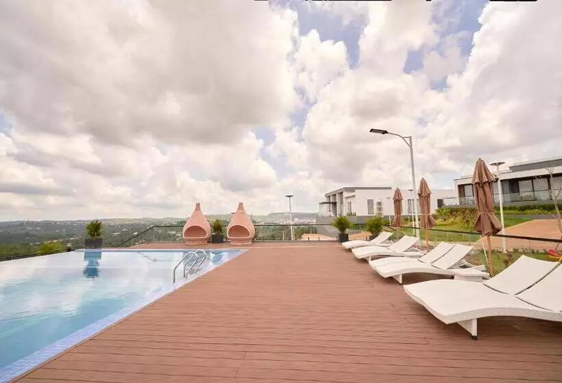 Lomakeskus The Pine Mansion