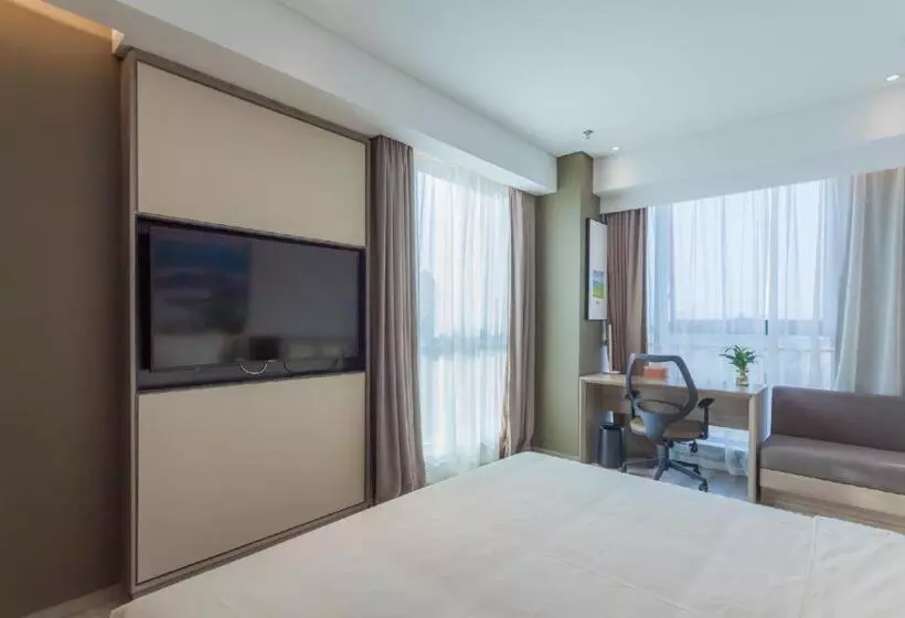 Atour Hotel Shenyang South Railway Station Municipal Government