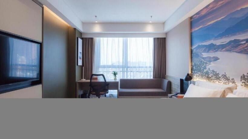 Atour Hotel Shenyang South Railway Station Municipal Government