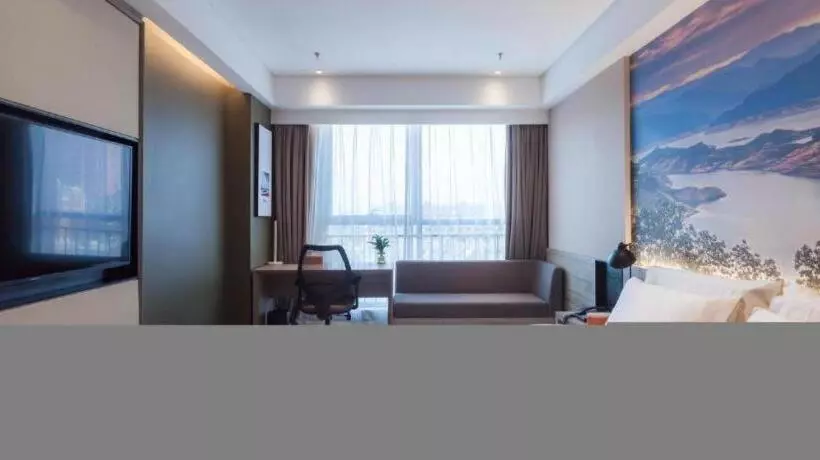 Atour Hotel Shenyang South Railway Station Municipal Government