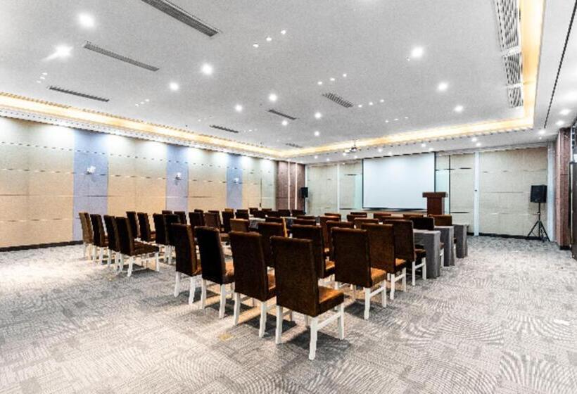 Borrman Hotel Wuhan Hankou Railway Station Metro Station