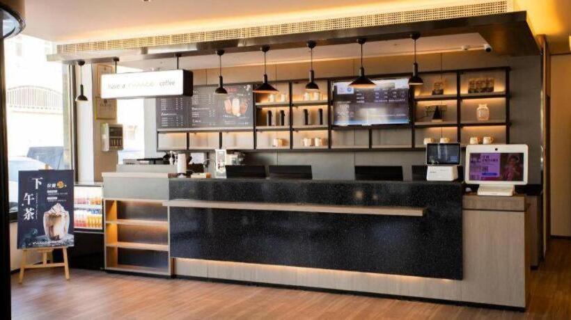 Hanting Hotel Baoding Xiong County Bus Station