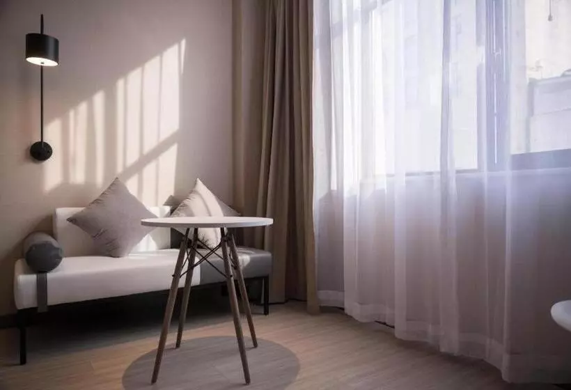 Hanting Hotel Baoji Longzhou Plaza