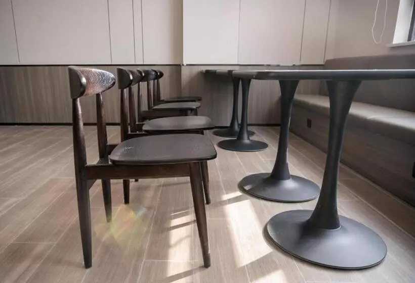 Hanting Hotel Baoji Longzhou Plaza