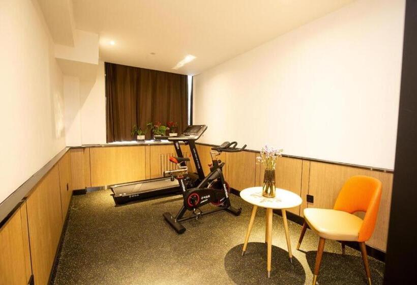 Hanting Hotel Changchun Guilin Road South Lake Park