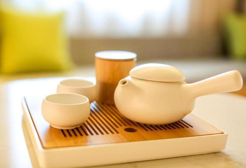 Ji Hotel Nantong Dongjing International