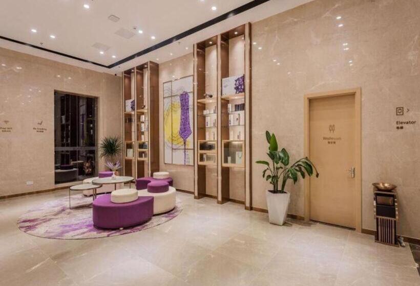 Lavande Hotel Kunming Cuihu Hospital Of Yunnan University