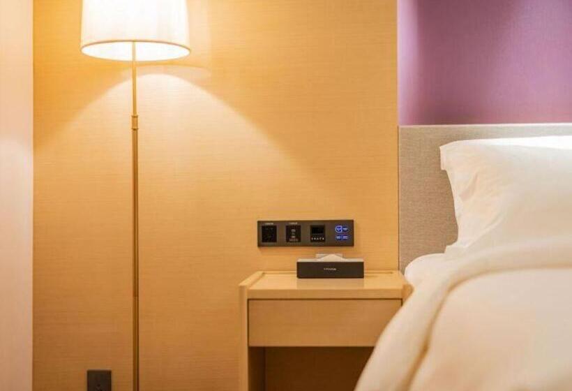 Lavande Hotel Kunming Cuihu Hospital Of Yunnan University