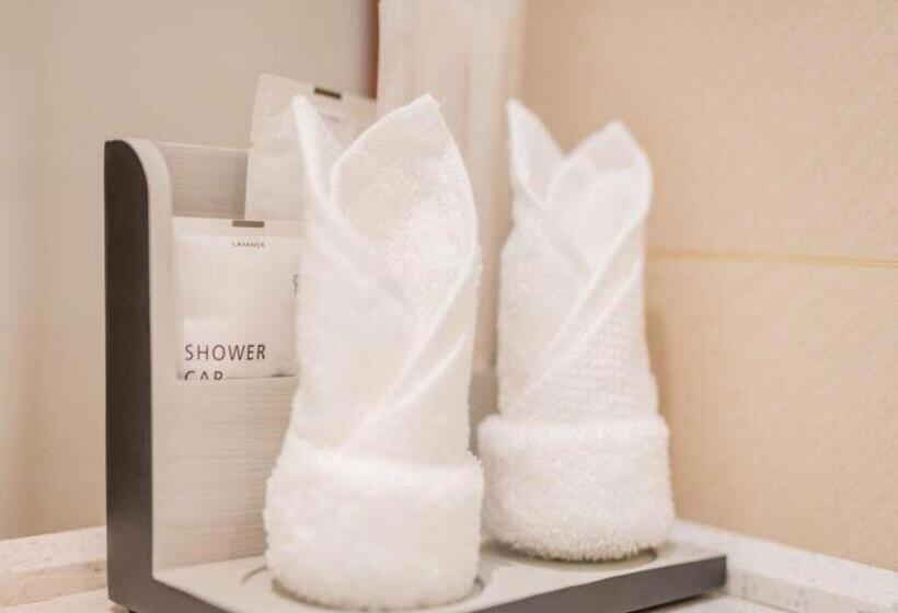 Lavande Hotel Kunming Cuihu Hospital Of Yunnan University