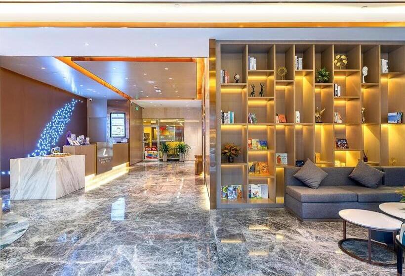 Lavande Hotel Zhongshan Lihe Square