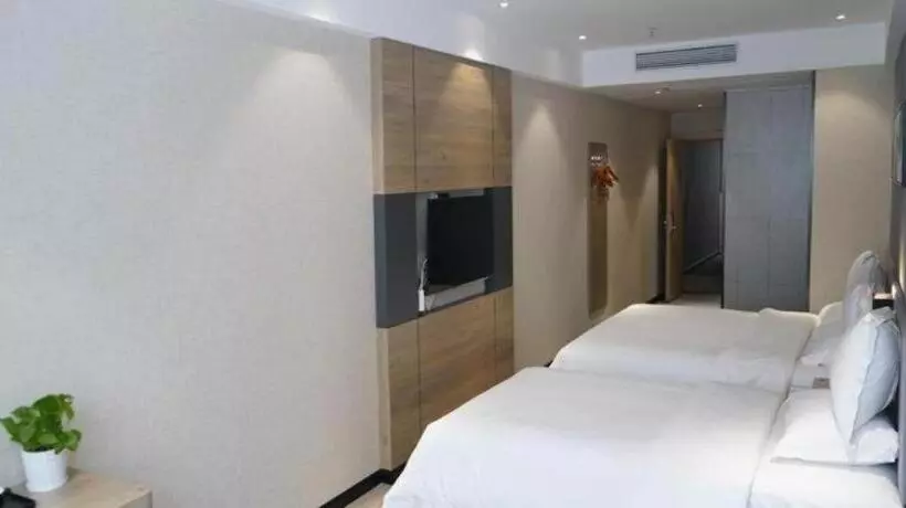 Oly Hotel Huairen City Dianxin Dalou