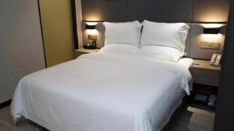 Oly Hotel Huairen City Dianxin Dalou