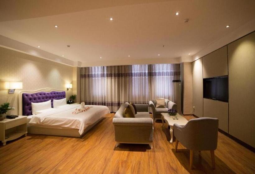 Starway Hotel Zhengzhou Economic Development Zone East Futa Metro Station