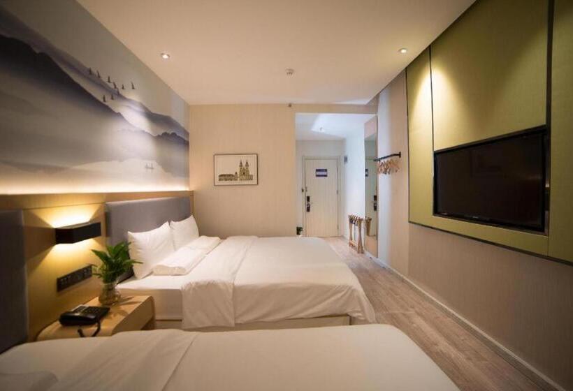 Starway Hotel Zhengzhou Economic Development Zone East Futa Metro Station