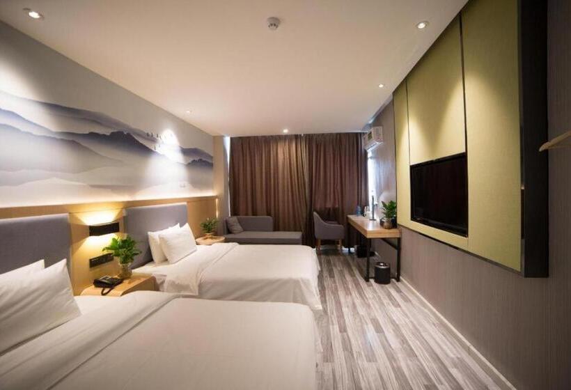 Starway Hotel Zhengzhou Economic Development Zone East Futa Metro Station