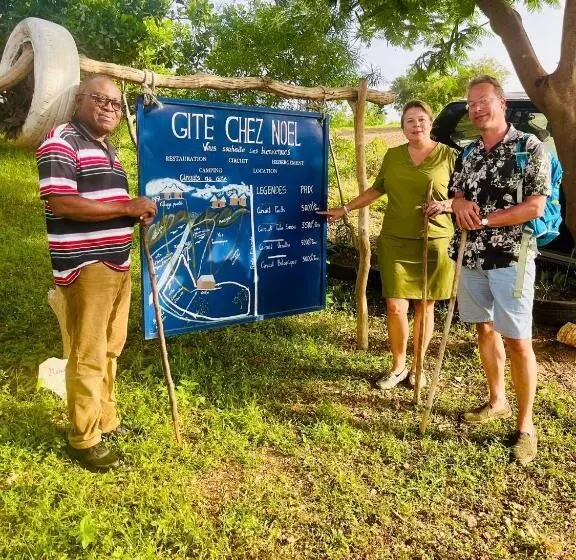 تختخواب و صبحانه Gîte Chez Noël