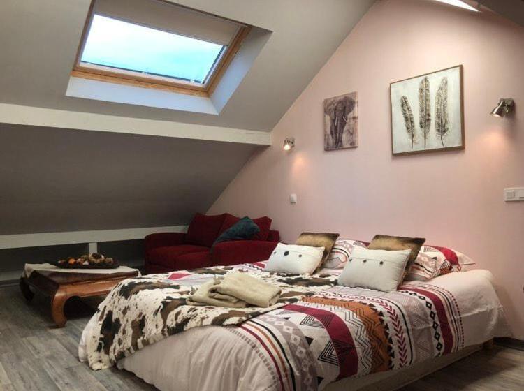 تختخواب و صبحانه La Marc Quize