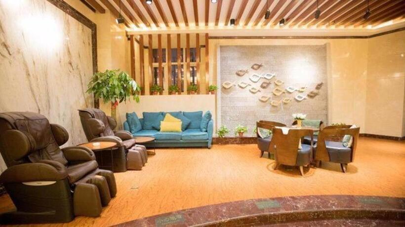 Chonpines Hotels·tianjin South Railway Station