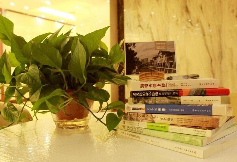 Chonpines Hotels·tianjin South Railway Station