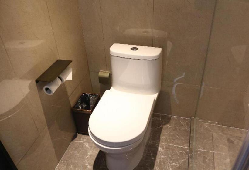 E Cheng Hotel Shenyang North Railway Station