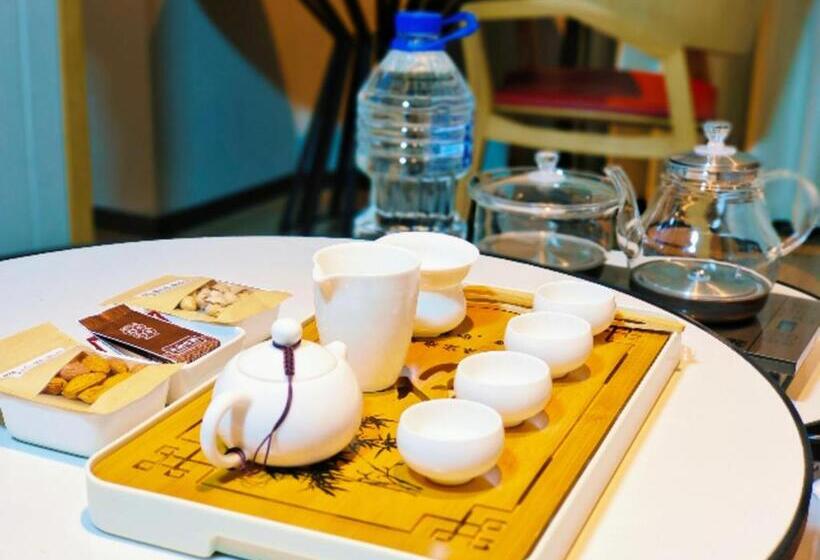 E Cheng Hotel Shenyang North Railway Station