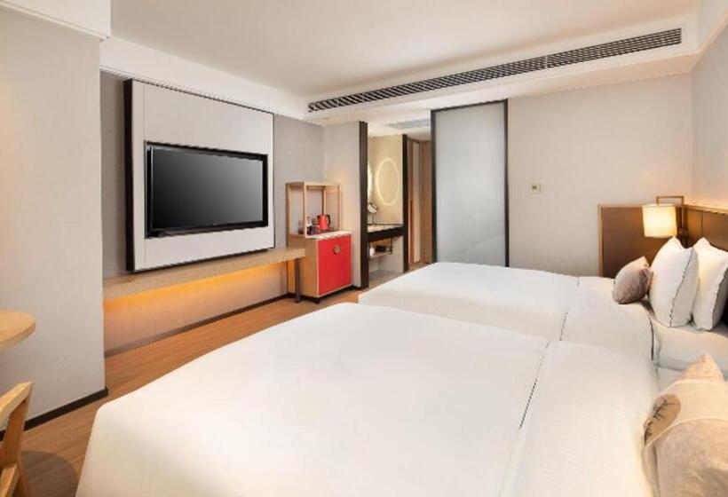 E Cheng Hotel Shenyang North Railway Station