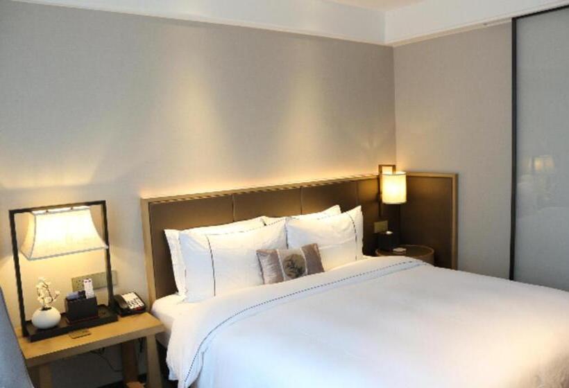 E Cheng Hotel Shenyang North Railway Station