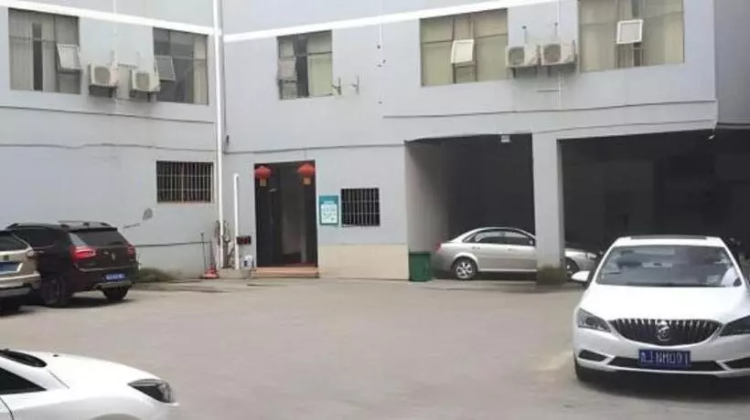 Hotelli City Comfort Inn Bijie Mayuan