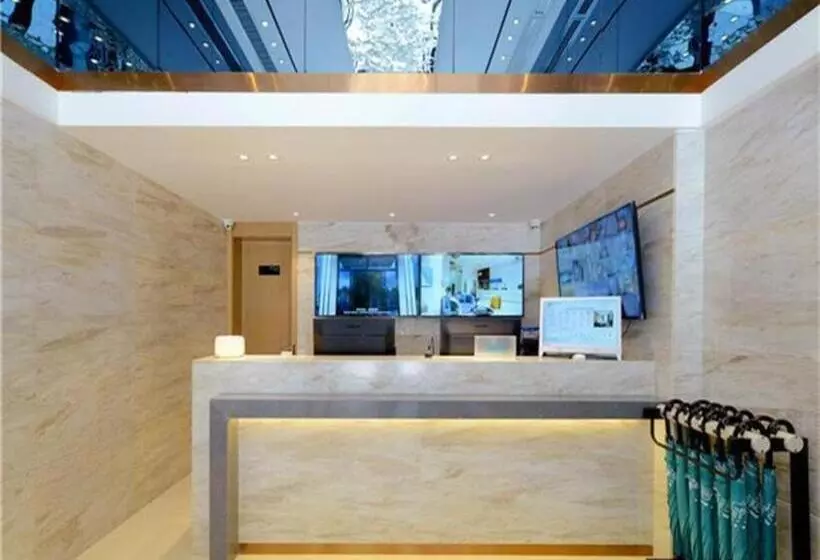 ホテル City Comfort Inn Guiyang Financial City Convention Center Metro Station