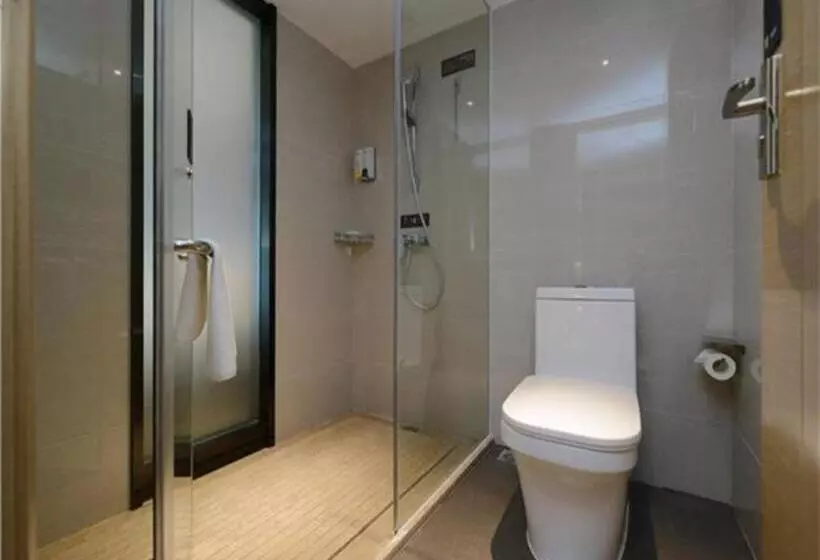 ホテル City Comfort Inn Guiyang Financial City Convention Center Metro Station