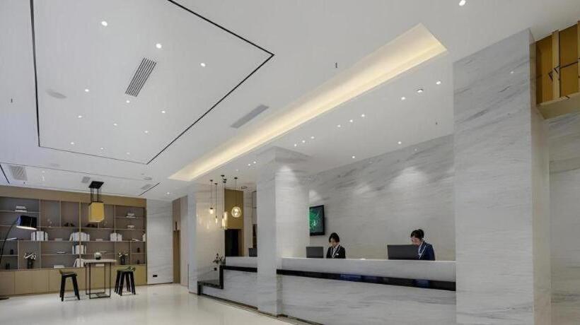 호텔 City Comfort Inn Mount Emei