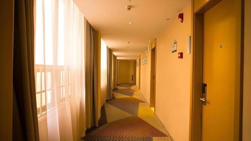 Hotell City Comfort Inn Wuhan Jiangxia Stadium