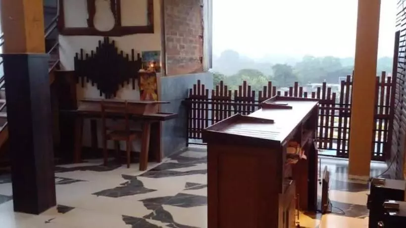 هتل Gangana Resort Inn