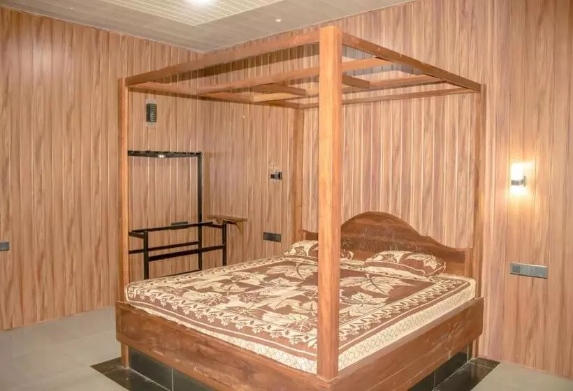 هتل Gangana Resort Inn