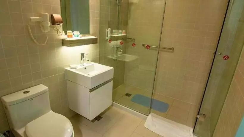 ホテル Jinjiang Inn Select Chizhou Qiupu Road Xiushanmen