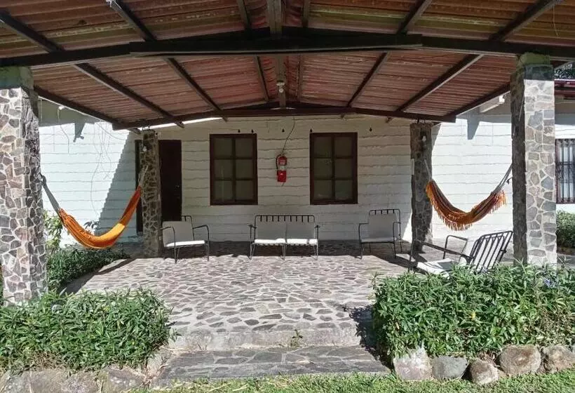 هتل La Casa De Analu